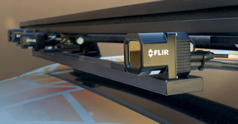 FLIR Systems的热成像传感器已被一级汽车供应商Veoneer选中，用于后者与全球顶级汽车制造商签订的自动驾驶汽车生产合同。（照片：美国商业资讯）