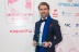 Luciano Salata recibiendo uno de los premios Capacity Media 2019 (Photo: Business Wire)