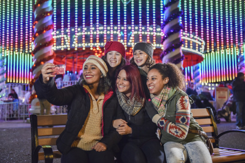 Pose with family and friends for a picture-perfect selfie during Holiday in the Park® at 13 Six Flags locations nationwide. (Photo: Business Wire)