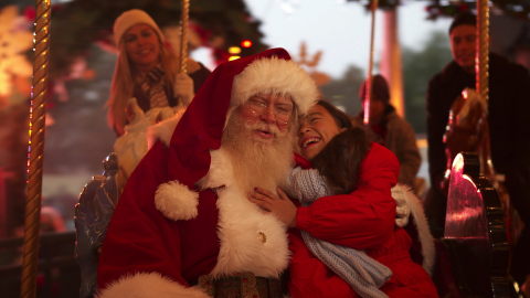 Enjoy meet-and-greets with Santa, Mrs. Clause and a host of special holiday characters during Holiday in the Park® at 13 Six Flags locations. (Photo: Business Wire)
