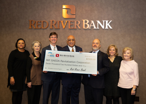 Red River Bank yesterday awarded a $7,500 grant to GAEDA Revitalization Corporation to help the organization revitalize Louisiana neighborhoods. (Photo: Business Wire)