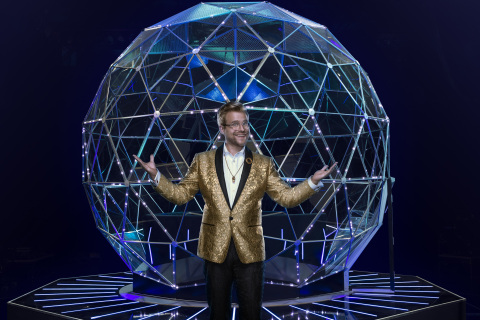 COMEDIAN/WRITER ADAM CONOVER TAPPED TO HOST NICKELODEON’S NEW FAMILY GAME SHOW, THE CRYSTAL MAZE (Photo: Business Wire)
