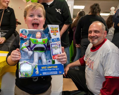 Henry Schein, Inc. celebrated its 21st annual Holiday Cheer for Children program with more than 1,200 underserved children, families, and seniors around the world. (Photo: Business Wire)