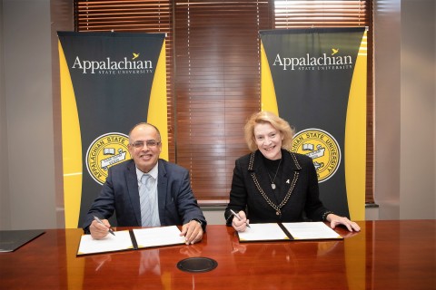 Professor Hassan Hamdan Al Alkim, the President of AURAK, and Dr. Sheri Everts, the Chancellor of Appalachian State University, signed a memorandum of understanding in a ceremony held at Appalachian State University. (Photo: AETOSWire)