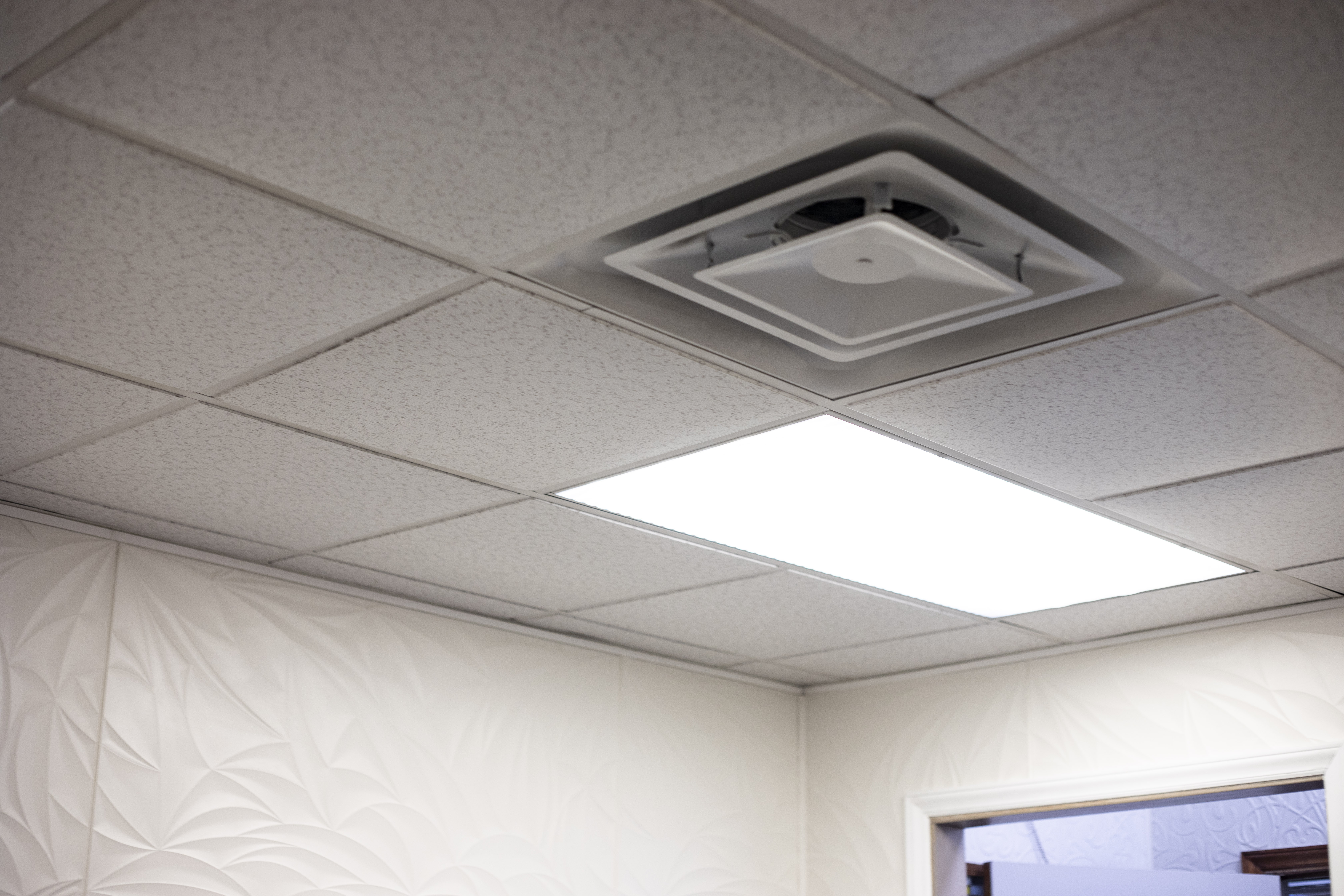 Ati S New Lightweight Ceiling Tiles Ready To Compete With Industry