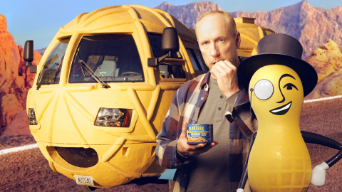 Matt Walsh with the PLANTERS NUTmobile and MR. PEANUT. (Photo: Business Wire)