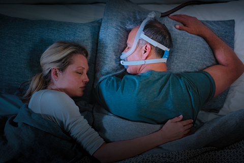 AirFit F30i tube-up full face mask, couple sleeping (Photo: Business Wire)