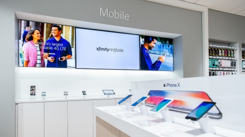 Xfinity Stores feature contemporary hands-on displays and comfortable seating areas for interacting with all Xfinity products, including internet, video, connected home solutions, and Xfinity Mobile. (Photo: Business Wire)