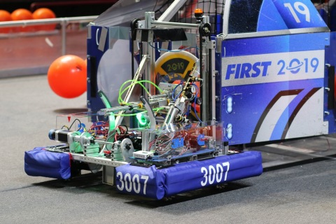 FIRST Robotics utilizes robotics as a tool to inspire youth in science, technology, engineering and math (STEM). The grant from the Pentair Foundation provides support for 22 U.S. based teams and four teams in Asia. (Photo: Business Wire)