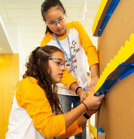 3M's Young Scientist Challenge is now open for entries through April 21, 2020. (Photo: 3M)