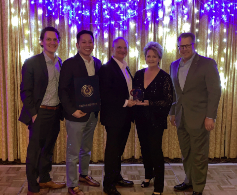 Mouser Electronics receives the 2019 Outstanding Large Business of the Year award as well as a commendation from the State of Texas. (Photo: Business Wire)