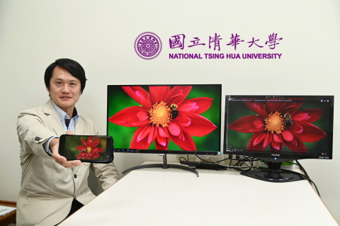 A research team led by Professor Hsueh-Shih Chen of NTHU has recently announced that they have developed a new quantum dot material which is more stable and provides more realistic color. (Photo: National Tsing Hua University)