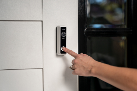 Equipped with 1080p HDR video, infrared night vision and two-way talk, the Vivint Doorbell Camera Pro provides 1664 x 1664 video resolution for a crystal-clear image of what’s happening on your front door. (Photo: Business Wire)