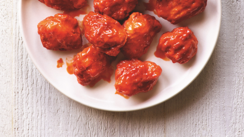 Score a Slam Dunk with the Return of Applebee’s 25¢ Boneless Wings (Photo: Business Wire)