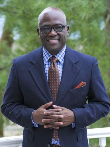 Dr. Benjamin Akande (Photo: Business Wire)