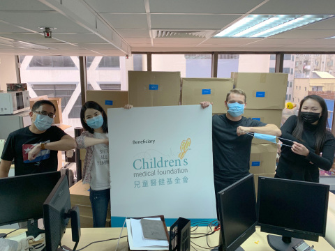 original Galton Voysey捐贈2.5萬個口罩給醫院(照片:美國商業資訊)