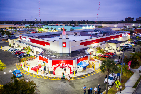 Southeastern Grocers, Inc. announces plans to expand in Florida with the addition of eight new Winn-Dixie stores before the end of the year. (Photo: Business Wire)