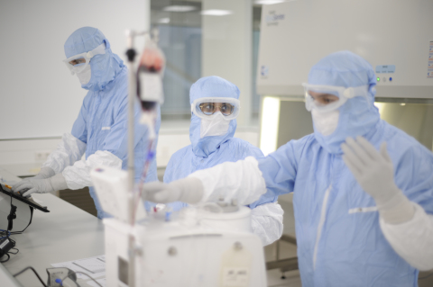 Kite employees working to deliver cell therapies at the European manufacturing facility. (Photo: Business Wire)