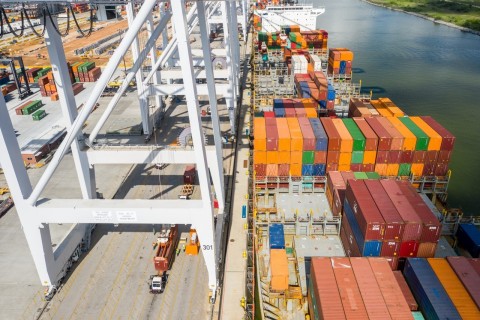 Dockside activity at Port Houston’s Barbours Cut Container Terminal (Photo: Business Wire)