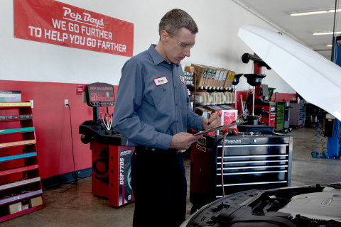 Bryan Lamparter, a master technician who was recently recognized as a Pep Boys ‘Top Tech,’ the Company’s annual award for its best performing technicians who also demonstrate a commitment to customer service and their community, completed much of the work on the family’s inoperable 2013 KIA Optima. (Photo: Business Wire)