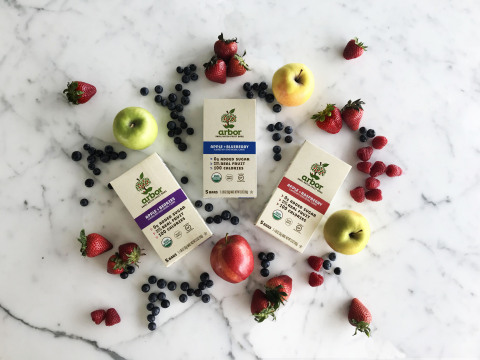 With five ingredients or fewer, real fruit and 0 grams of added sugar, new certified organic arbor bars are available nationwide in three delicious flavors – Apple + Berries, Apple + Blueberry and Apple + Raspberry. (Photo: Business Wire)
