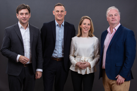 kompany Management Team. Von links nach rechts: Russell E. Perry, Founder & CEO; Andrew Bunce, Chief Product Officer; Johanna Konrad, Chief Operating Officer; Peter Bainbridge-Clayton, Founder & CTO; (Photo: Business Wire)