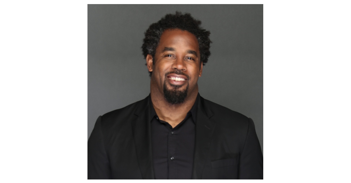 Dhani Jones: The Globetrotter