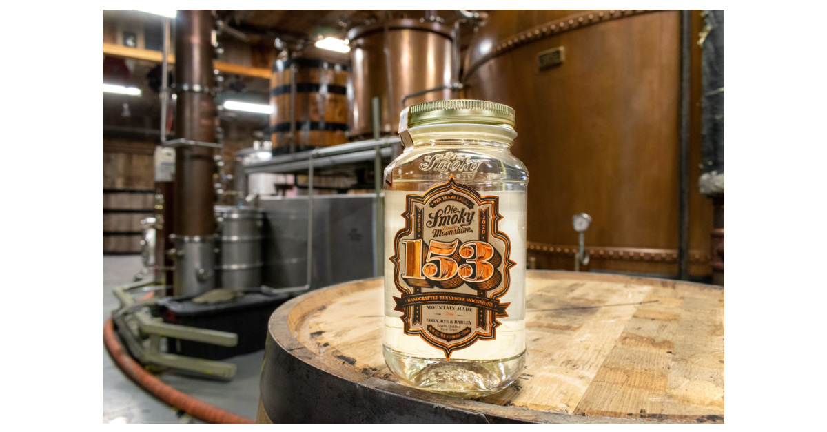 Tennessee’s First Legal Moonshine Distillery Celebrates 10th Anniversary With Release of ‘Ole