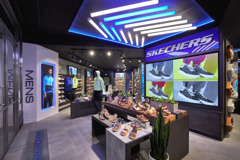 Derretido intersección jurado Skechers Opens Flagship Retail Store on Famed Rue de Rivoli in Paris |  Business Wire