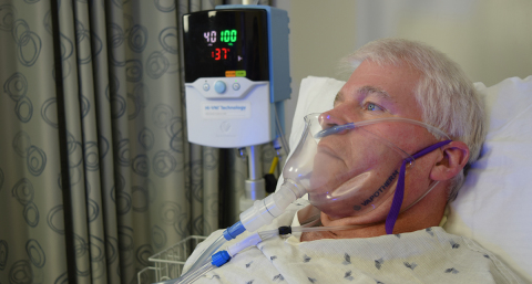 Patient treated with Vapotherm high velocity therapy while using the FELIX-1 negative pressure scavenger kit (Photo: Business Wire)