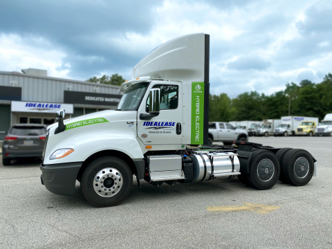 Hyliion and Dana have launched a national program with Idealease to demonstrate Hyliion’s Hybrid Diesel Powertrain to Idealease customers. (Photo courtesy of Idealease)