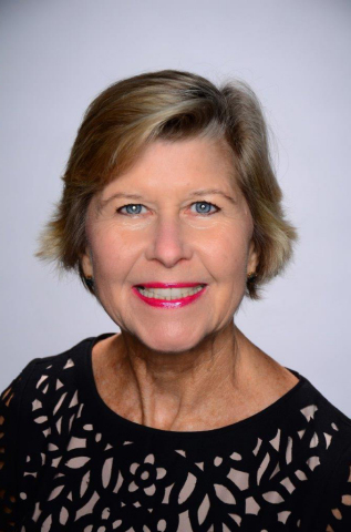 thumbnail Anne Crews, VP of Public Affairs at Mary Kay & Board member of The Mary Kay Foundation (Photo: Mary Kay Inc.)