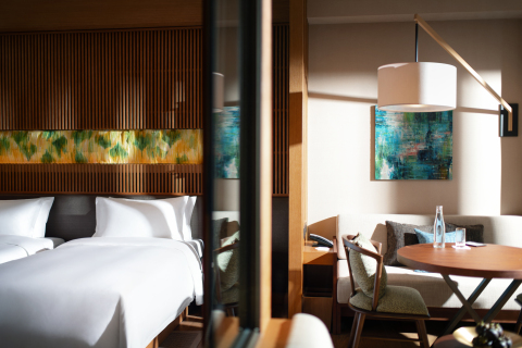 thumbnail KHOS brand photo 4 (Photo: Business Wire)