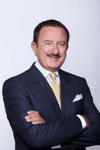 Sol Trujillo, Chairman of Encantos (Photo: Business Wire)