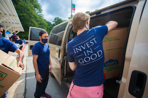 The Back to School Supply Giveaway event provided students with supplies such as books, masks and notebooks. (Photo: Business Wire)