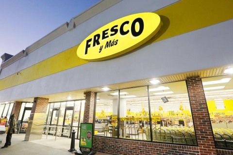 Southeastern Grocers will reveal the newest Fresco y Más store, and the grocer’s 27th location, on Oct. 21 in Lehigh Acres, Florida. (Photo: Business Wire)