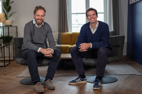 Joseph Smith (gauche), nouveau CRO de Spendesk, aux côtés de Rodolphe Ardant (droite), CEO & Co-Fondateur de Spendesk (Photo: Business Wire)