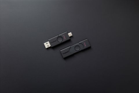 DT Duo's dual interface accommodates USB Type-A and Type-C ports (Photo: Business Wire)