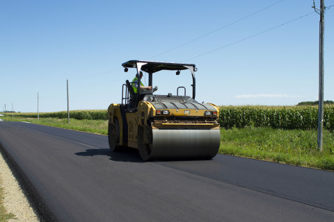Highway Project – Invigorate™ rejuvenator being used in a recent highway pavement project near Mason City, Iowa. (Photo: Business Wire)