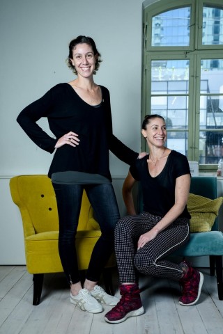 Michal and Merav Mor, twin sisters with PhDs in Physiology, co-founded Lumen and act as Head of Science for Product and Head of Research and Science respectively (Photo: Lumen)