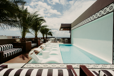 Rooftop pool and bar at Marquee Playa Hotel in Playa Del Carmen, Mexico. (Photo: Business Wire)