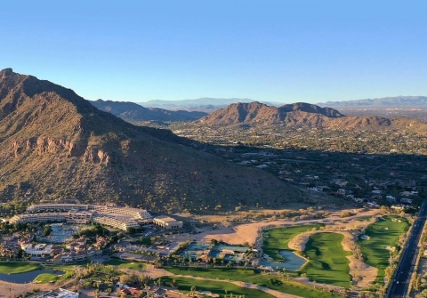 original Replay Destinations has acquired development parcels from affiliates of Host Hotels & Resorts, Inc. (‘Host’), owner of The Phoenician®, a Luxury Collection Resort, which is consistently recognized as one of the world’s finest luxury resort destinations. Ascent at The Phoenician® residents will have a limited opportunity to join a Phoenician® Amenity Access Program that provides Ascent real estate owners with access to resort amenities, including the pools and fitness facility, as well as preferred pricing for golf, spa, food and beverage, and other services. (Photo: Business Wire)