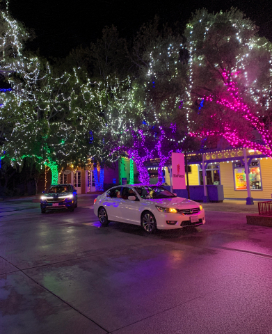 Holiday in the Park Drive-thru Experience - photo 3 (Photo: Business Wire)