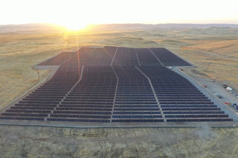 Ameresco and San Joaquin County's 5.3MW Solar Array Installation Completed on Landfill Site (Photo: Business Wire)