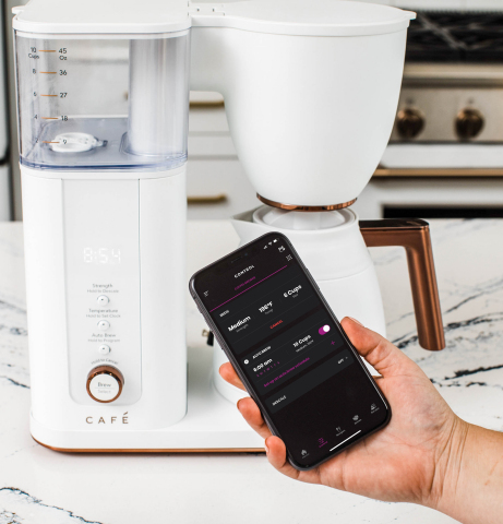 The CAFÉ™ Specialty Drip Coffee Maker Offers Built-In WiFi and a Range of Smart, User-Friendly Features (Photo: Business Wire)