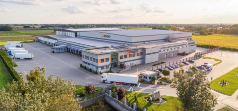 original The acquisition of Pago Sp. z o.o. marks Lineage's entrance into the Polish market and adds six exceptional assets to Lineage’s global network of temperature-controlled facilities. (Photo: Business Wire).