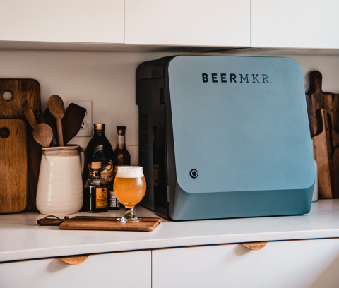 Brewing beer at home with BEERMKR is easy and the entire brewing process is done through the app. (Photo: Business Wire)