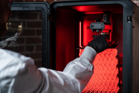 original Origin One leverages unique P3 technology that precisely orchestrates light, temperature, and other conditions, optimizing prints in real-time for the best possible results. (Photo: Business Wire)
