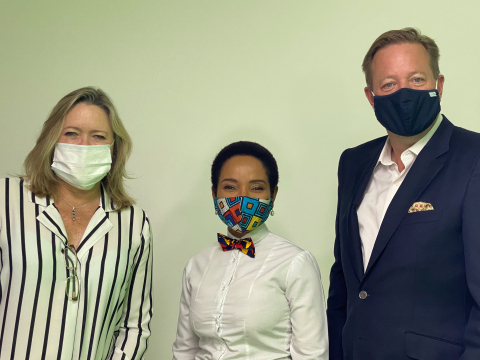 original Belinda Shaw, CEO Cape Biologix, Mamokgethi Phakeng, Vice-Chancellor University of Cape Town and Dr Wolfram Otto, CFO Cape Biologix (Photo: Business Wire)