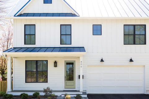 Designed with today’s home trends in mind, black grilles between glass (GBGs) are made to coordinate with black window grid patterns (Photo: Business Wire)